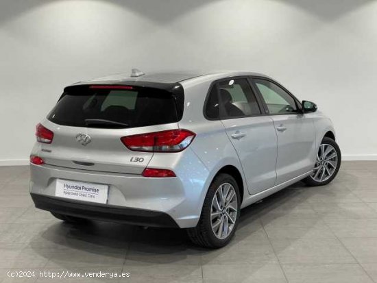 Hyundai i30 Diesel ( i30 1.6CRDi Go PLus 110 )  - Lliçà De Vall