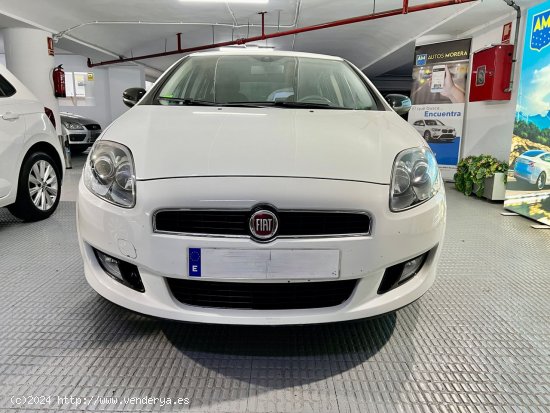 Fiat Bravo 1.6 Diesel Multijet 105cv. Como nuevo. Solo 21600km!!! - Barcelona