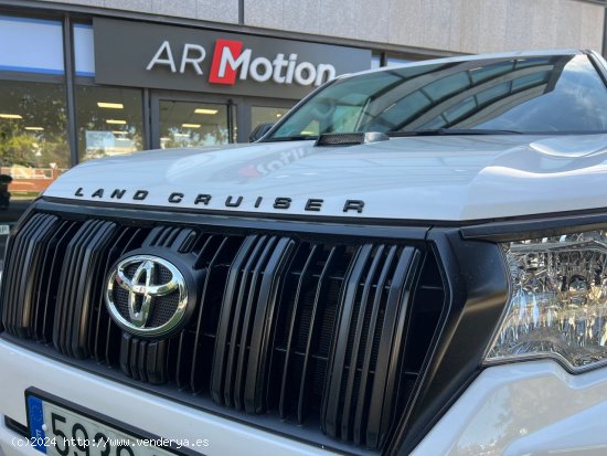 Toyota Land Cruiser 2.8 D4D 204CV 7 PLAZAS - Sant Cugat del Vallès