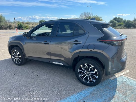 Toyota Yaris Cross Active Plus e-CVT 5p Hybrid - Alcúdia