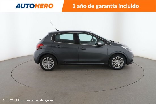 Peugeot 208 1.2 PureTech Allure - 