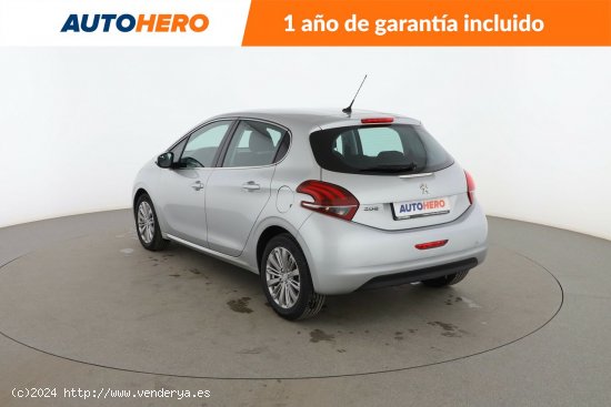 Peugeot 208 1.2 PureTech Allure - 