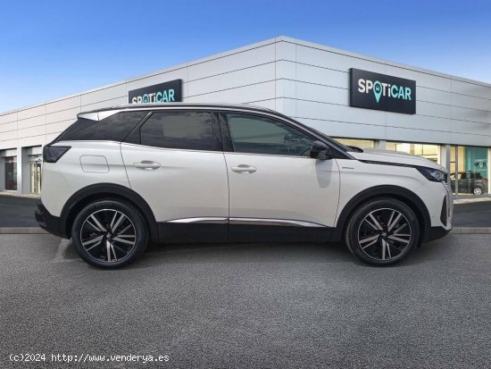 Peugeot 3008  225 e-EAT8 GT Pack - VITORIA