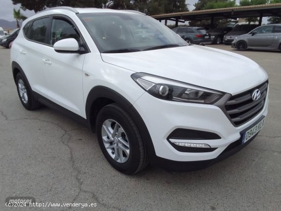 Hyundai Tucson 1.7 CRDI 115 CV. de 2018 con 252.000 Km por 14.500 EUR. en Murcia