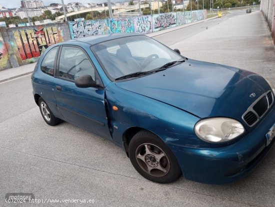 Daewoo Lanos 1498 de 1999 con 266.000 Km por 700 EUR. en Lugo