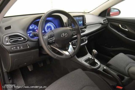 Hyundai i30 1.5 DPI Klass SLX 110 de 2023 con 15.776 Km por 19.990 EUR. en Madrid