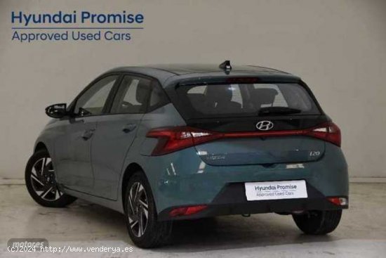 Hyundai i20 1.0 TGDI Tecno 100 de 2023 con 15.400 Km por 20.700 EUR. en Madrid