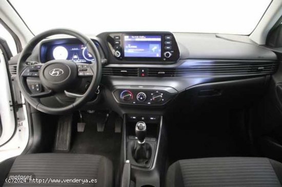 Hyundai i20 1.0 TGDI Klass 100 de 2023 con 11.135 Km por 18.490 EUR. en Tarragona