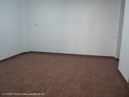 SE VENDE LOCAL DIAFANO EN ASPE - ALICANTE