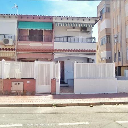 ADOSADO EN VENTA EN GRAN PLAYA - ALICANTE