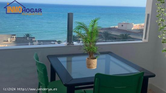 ¡Tu Paraíso Costero Espera! Apartamento Reformado con Vistas al Mar a Solo 5 Minutos de la Playa! 