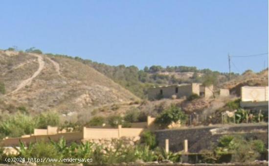  CORTIJO CON TERENO EN LA ALQUERIA - ALMERIA 