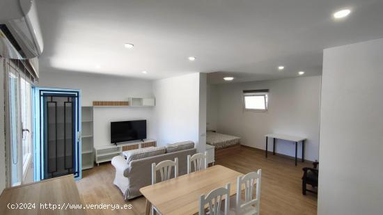 Se alquila apartamento de 1 dormitorio reformado para larga temporada - ALMERIA