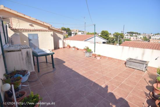 Venta de Piso de dos dormitorios con terraza en Segur de Calafell - TARRAGONA