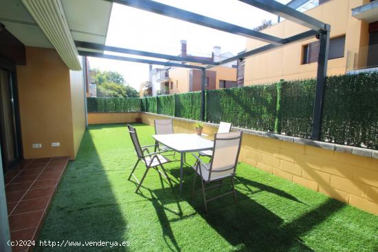 APARTAMENTO EN PLANTA BAJA CON AMPLIA ZONA EXTERIOR DE TERRAZA - JARDIN - CANTABRIA