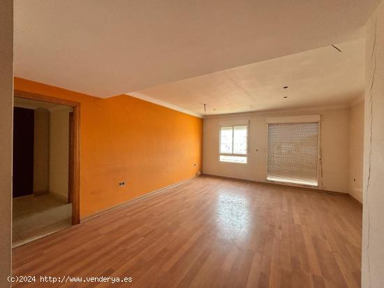 APARTAMENTO EN EL GRAO DE GANDIA CON ASCENSOR. IDEAL PARA INVERSORES. - VALENCIA