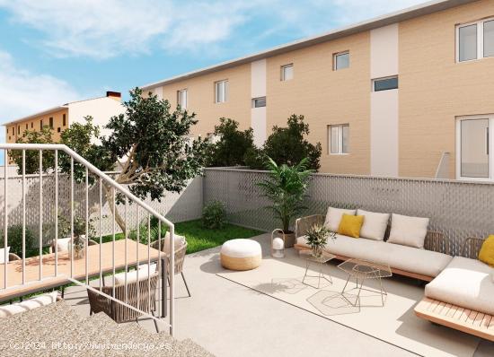  11 CHALETS  ADOSADOS  DE OBRA NUEVA DISPONIBLES - ZARAGOZA 