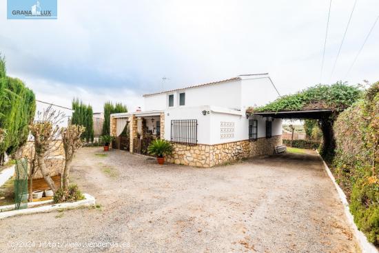 ESPECTACULAR VIVIENDA CON TERRENO - GRANADA