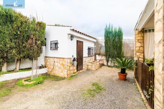 ESPECTACULAR VIVIENDA CON TERRENO - GRANADA