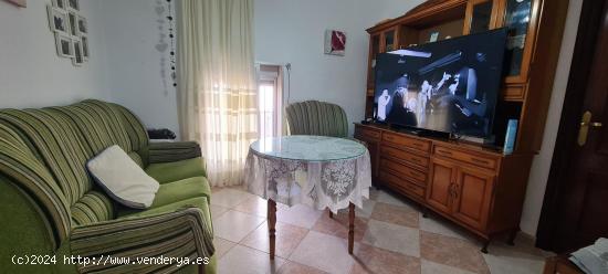 Casa en planta baja de 3 dormitorios en el Castillo - CADIZ