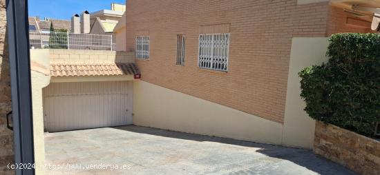 Chalet Adosado en Cabo de las Huertas, Alicante - ALICANTE