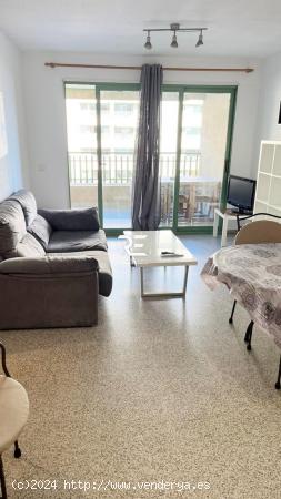 ESTUPENDO PISO CON TERRAZA Y PISCINA COMUNITARIA JUNTO A LA PLAYA DE LA PATACONA !! - VALENCIA