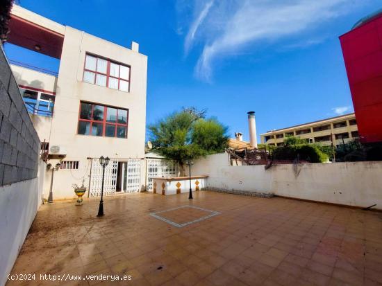 BAJADA PRECIO! Local con 160m2 de terrazas! - ALICANTE