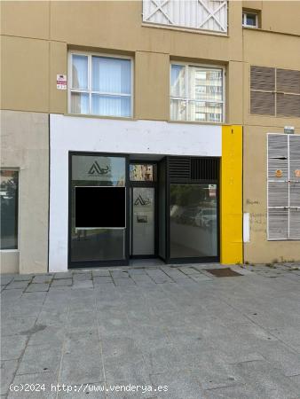  Local comercial al lado del Corte Inglés - BADAJOZ 