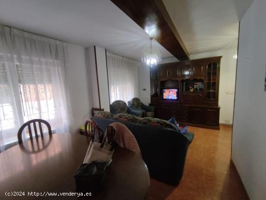 CASA EN VENTA - BURGOS