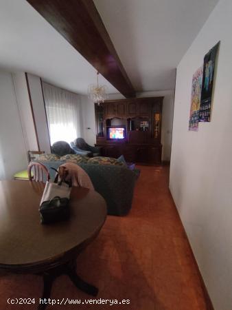 CASA EN VENTA - BURGOS