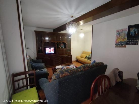 CASA EN VENTA - BURGOS