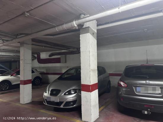 PARKING AMPLIO EN C/ CIPRES - MALAGA