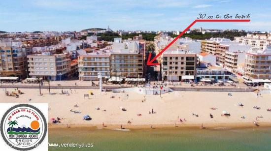 Amplia vivienda en una planta completa, con garaje privado incluido. - ALICANTE