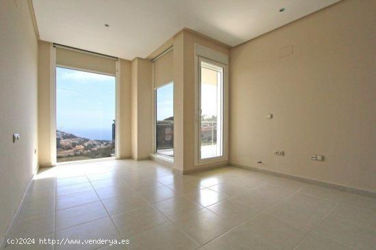 PRECIOSO APARTAMENTO MODERNO  EN ALTEA HILLS - ALICANTE