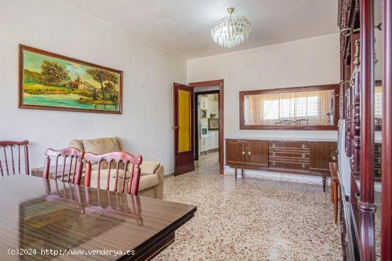 Se vende magnífico piso en Los Dolores. - MURCIA