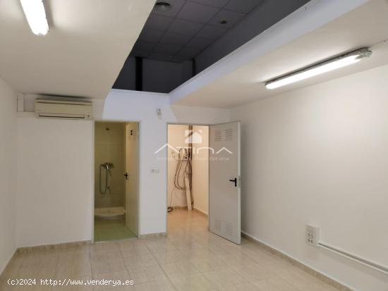 Local comercial en planta baja con altillo, ubicado en la zona de los Juzgados de Gandia - VALENCIA