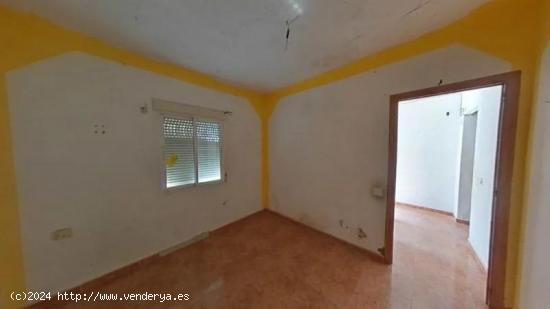 Casa en venta en de 3 dormitorios en Las Norias de Daza - ALMERIA