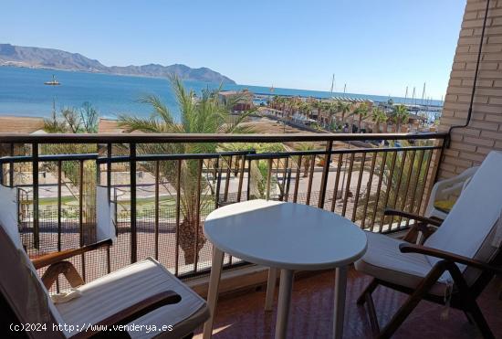 Apartamento en 1era Linea de playa  en Paseo Maritimo - MURCIA