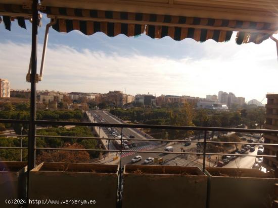 ESPECTACULAR PISO EN VENTA EN LA ZONA DE GRAN VIA - ENSANCHE DE VALENCIA JUNTO AL RIO. - VALENCIA