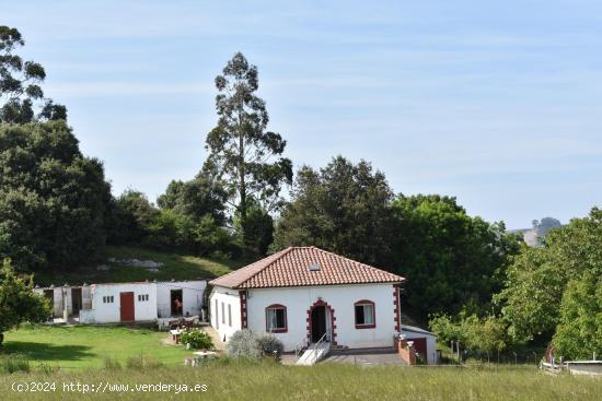 Venta de Casa  en Revilla de Camargo - CANTABRIA