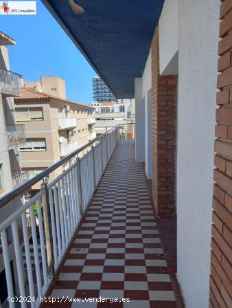 AMPLIO APARTAMENT CON 2 HABITACIONES EN VENTA A L'AMPOLLA - TARRAGONA