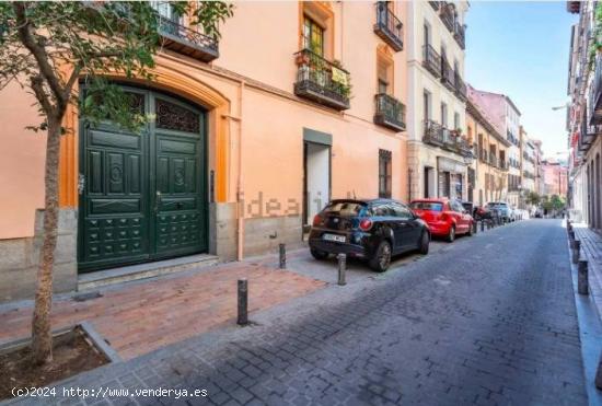 Local en venta en calle de la Madera - MADRID