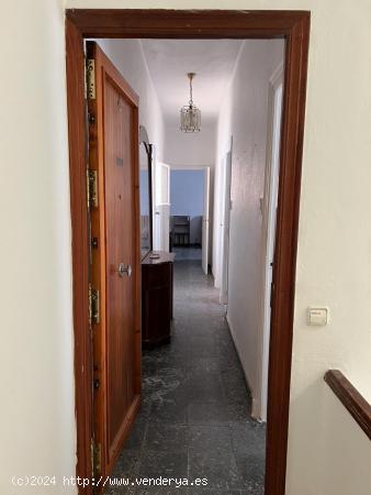 SE VENDE PISO EN SAN FERNANDO , ZONA EL CARMEN - CADIZ