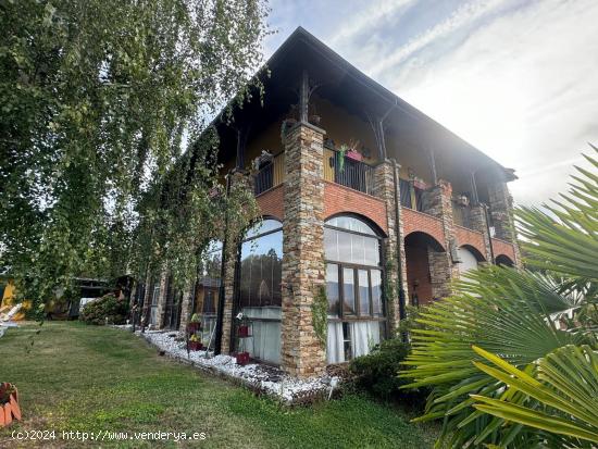 CHALET EN ZONA PATRICIA DE PONFERRADA - LEON