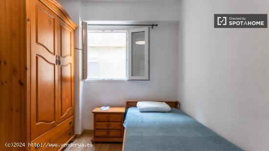 Apartamento de 2 dormitorios en alquiler en Aiora - VALENCIA