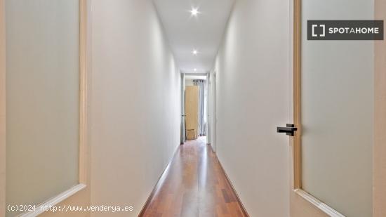 Apartamento entero de 2 dormitorios en Barcelona. - BARCELONA