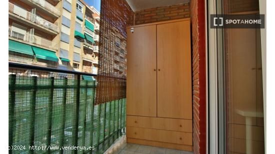 Piso de 4 habitaciones en La Vega Baixa - VALENCIA