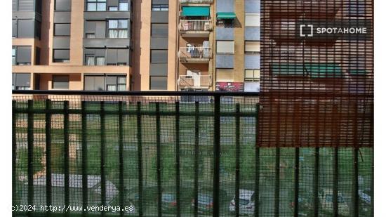 Piso de 4 habitaciones en La Vega Baixa - VALENCIA