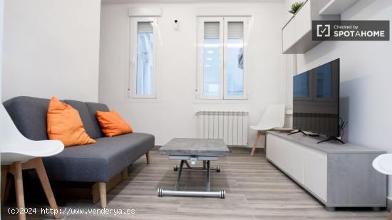 Apartamento de 2 habitaciones en alquiler en Atocha - MADRID