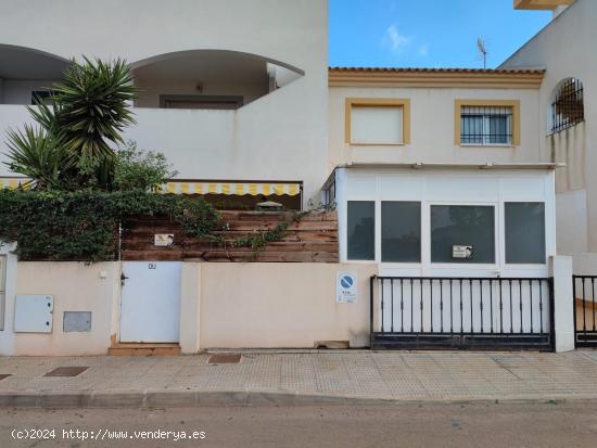 BONITO PISO BAJO EN EL ALGAR CON PISCINA COMUNITARIA - MURCIA